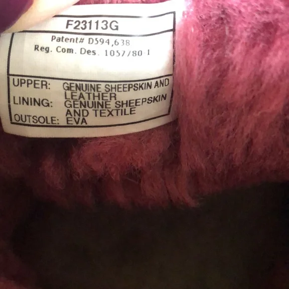 UGG CLASSIC SHORT SHEEPSKIN LEATHER BOOTS RASPBERRY COLOR - Picture 7 of 9